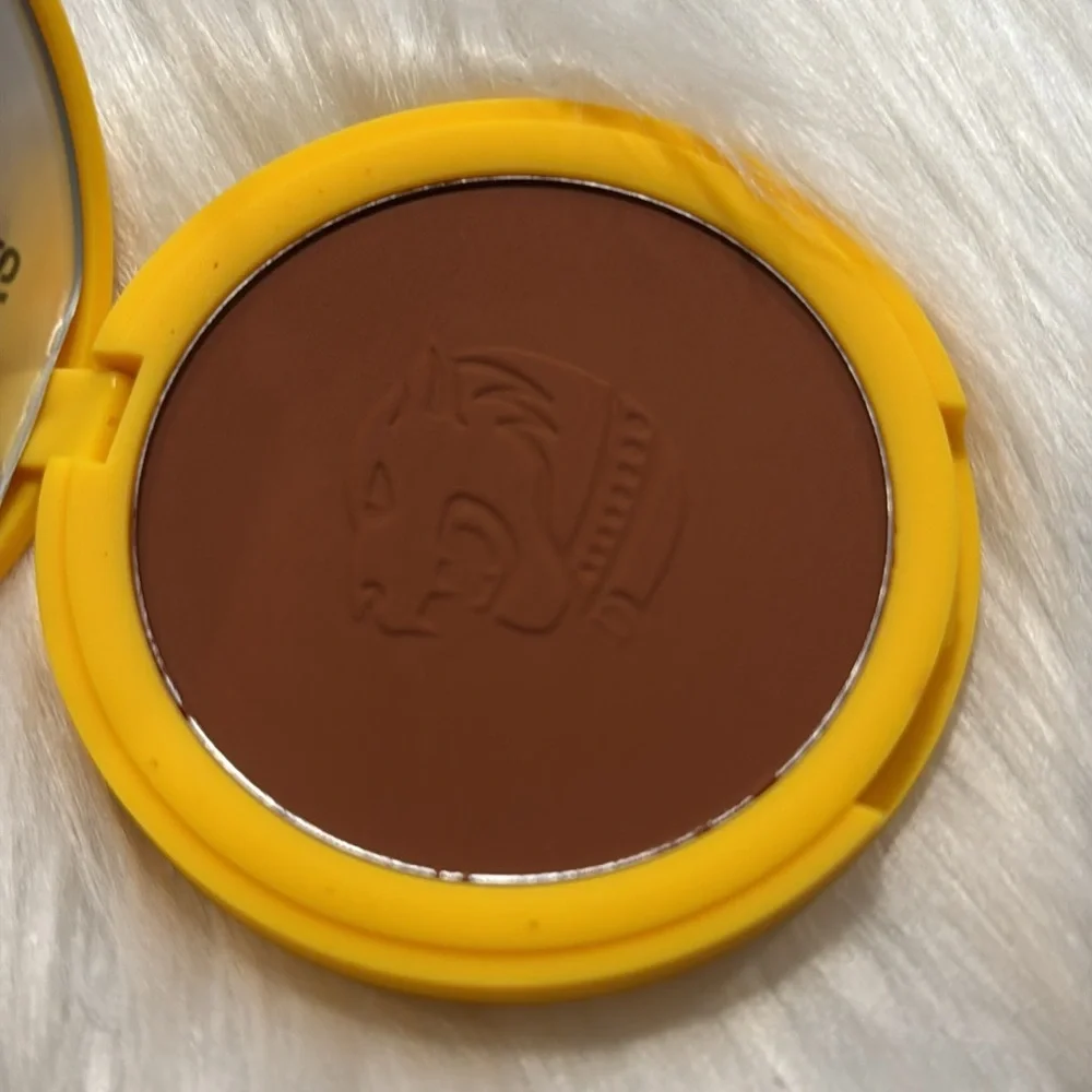 DUNDAS Beauty Bronzer Anonymous - Step 6